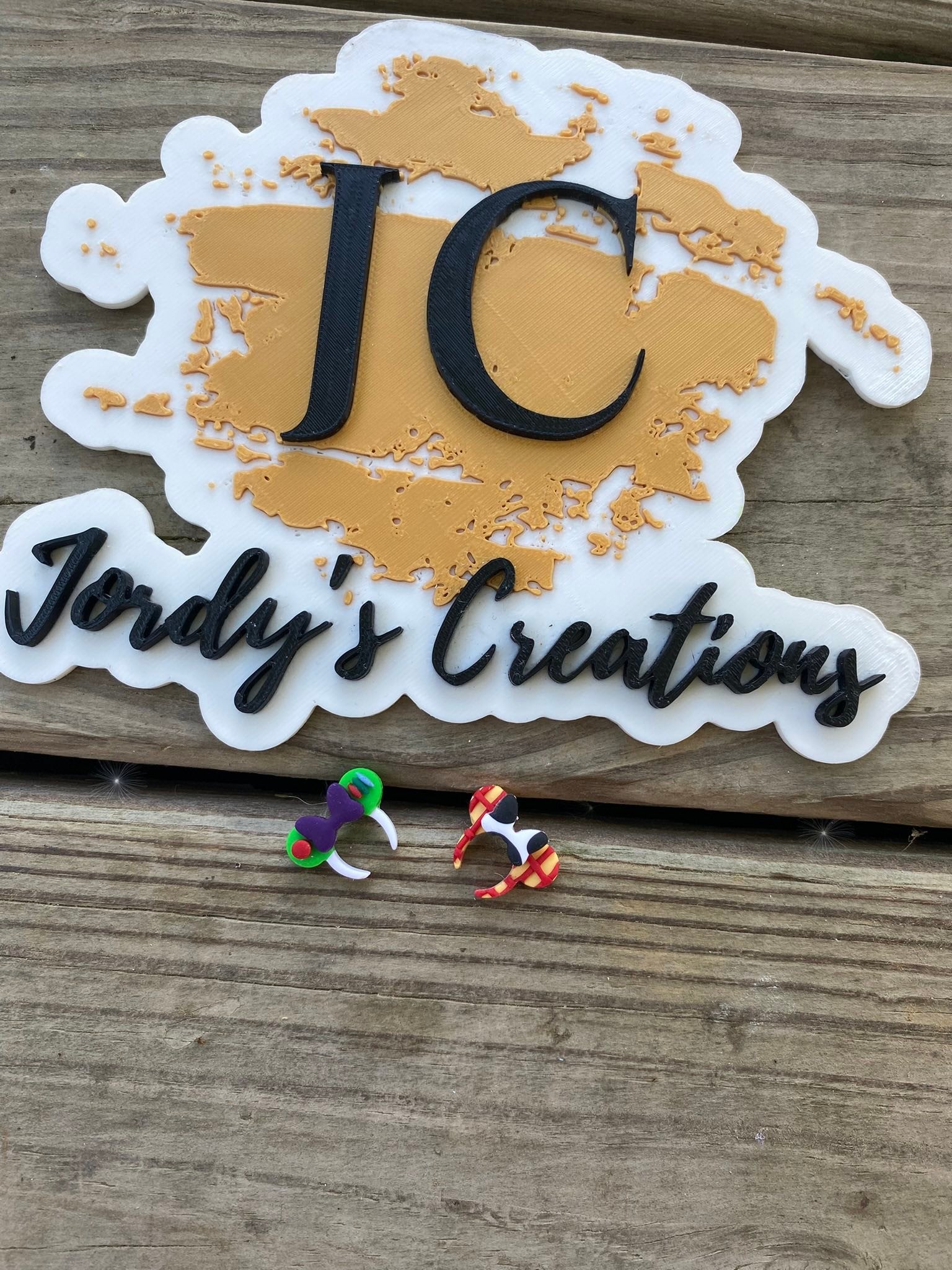 Hidden Toys Studs
