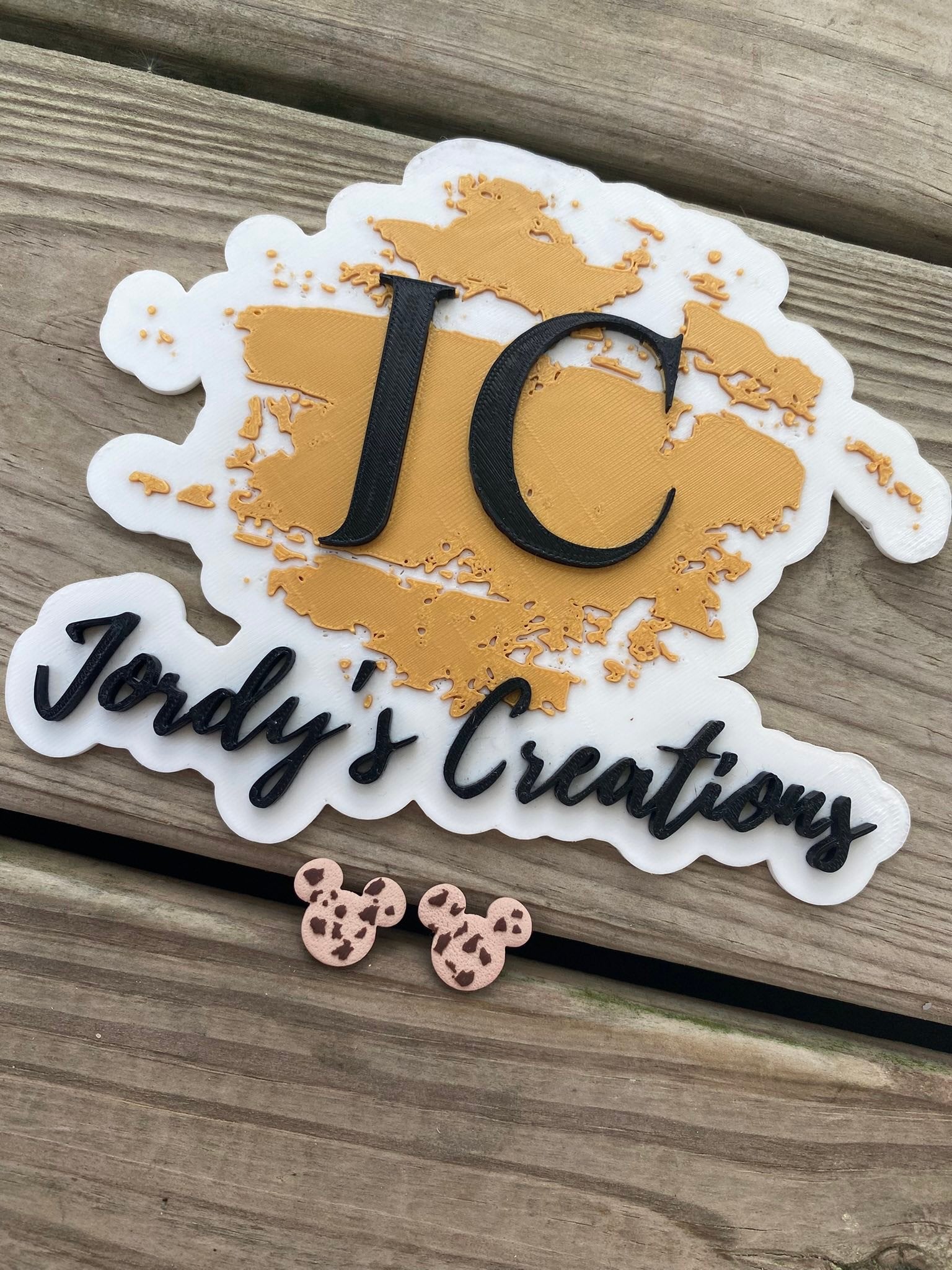 Hidden Cookie Studs