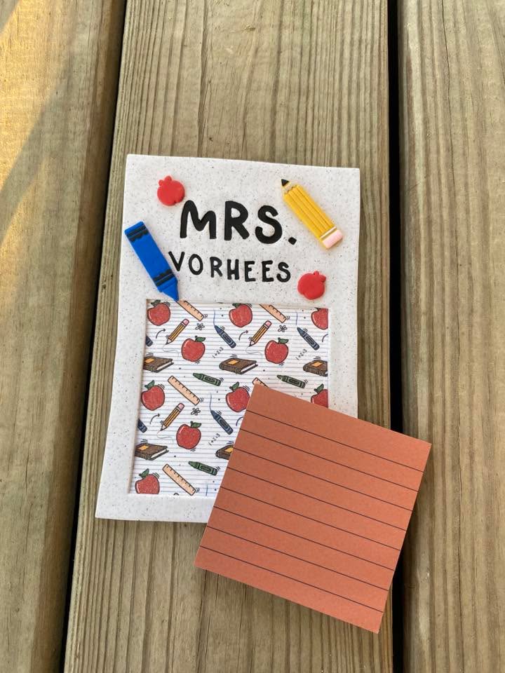Classic & Cute Sticky Note Holder