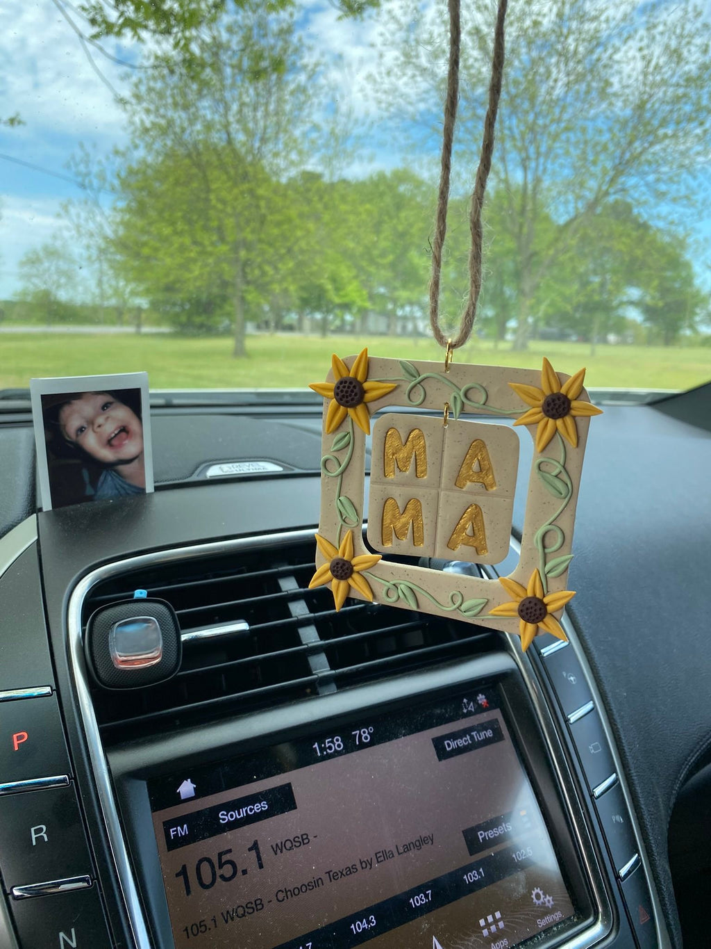 Mama Rearview Mirror Hanger